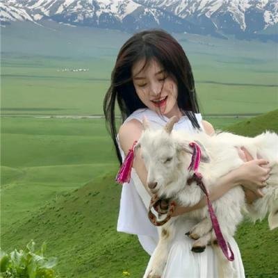 隔壁的吸血鬼美眉
